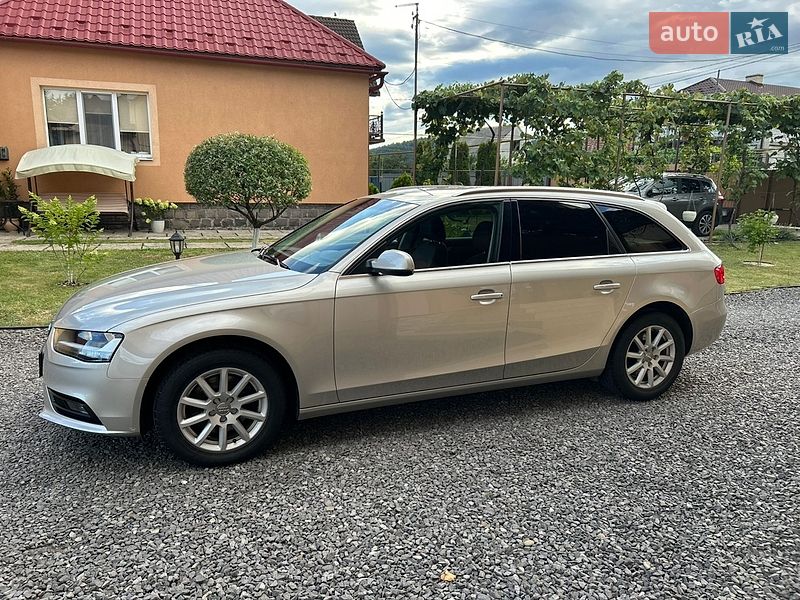 Універсал Audi A4 2012 в Мукачевому