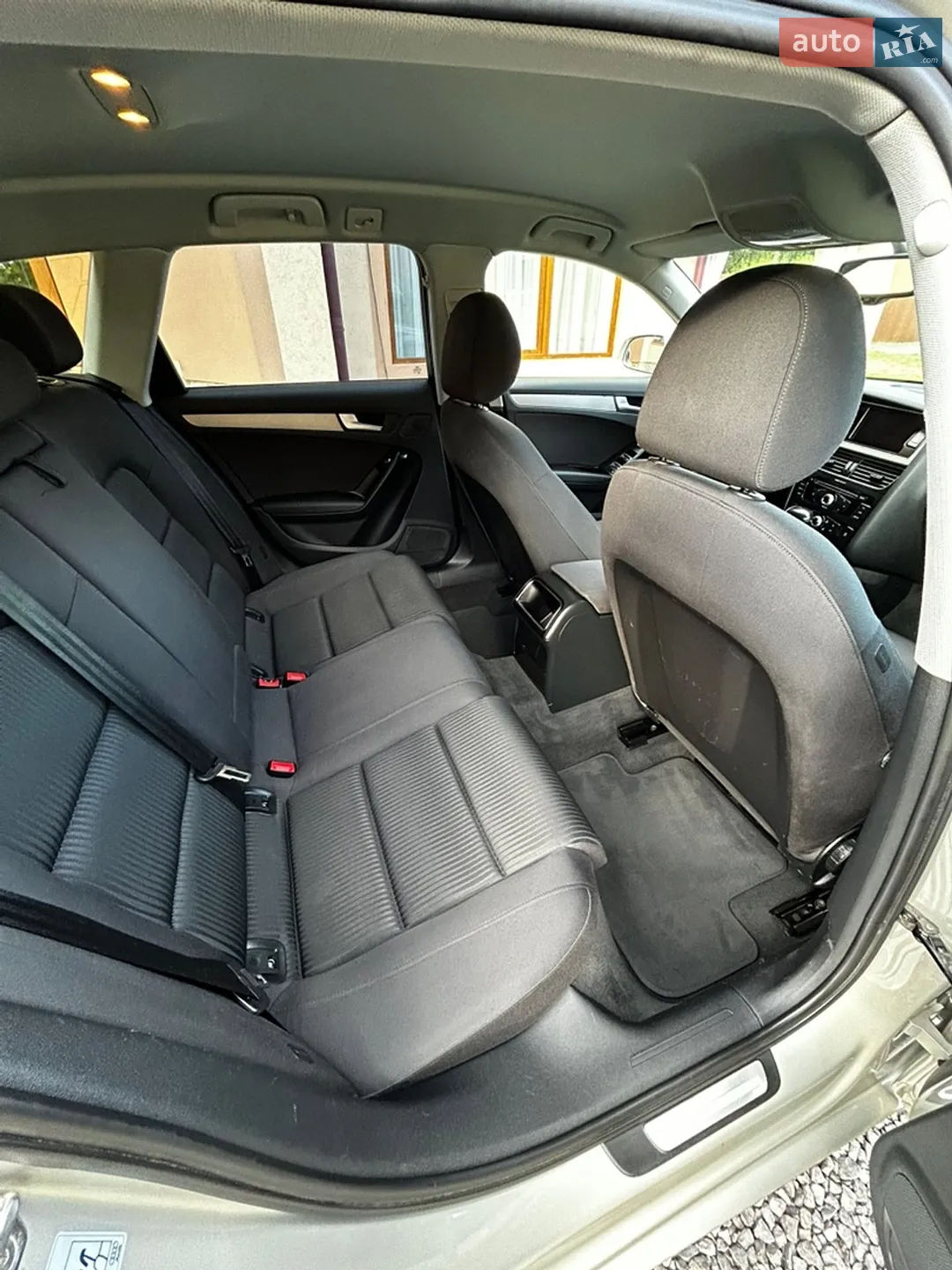 2012 Audi A4 - мініатюра 21