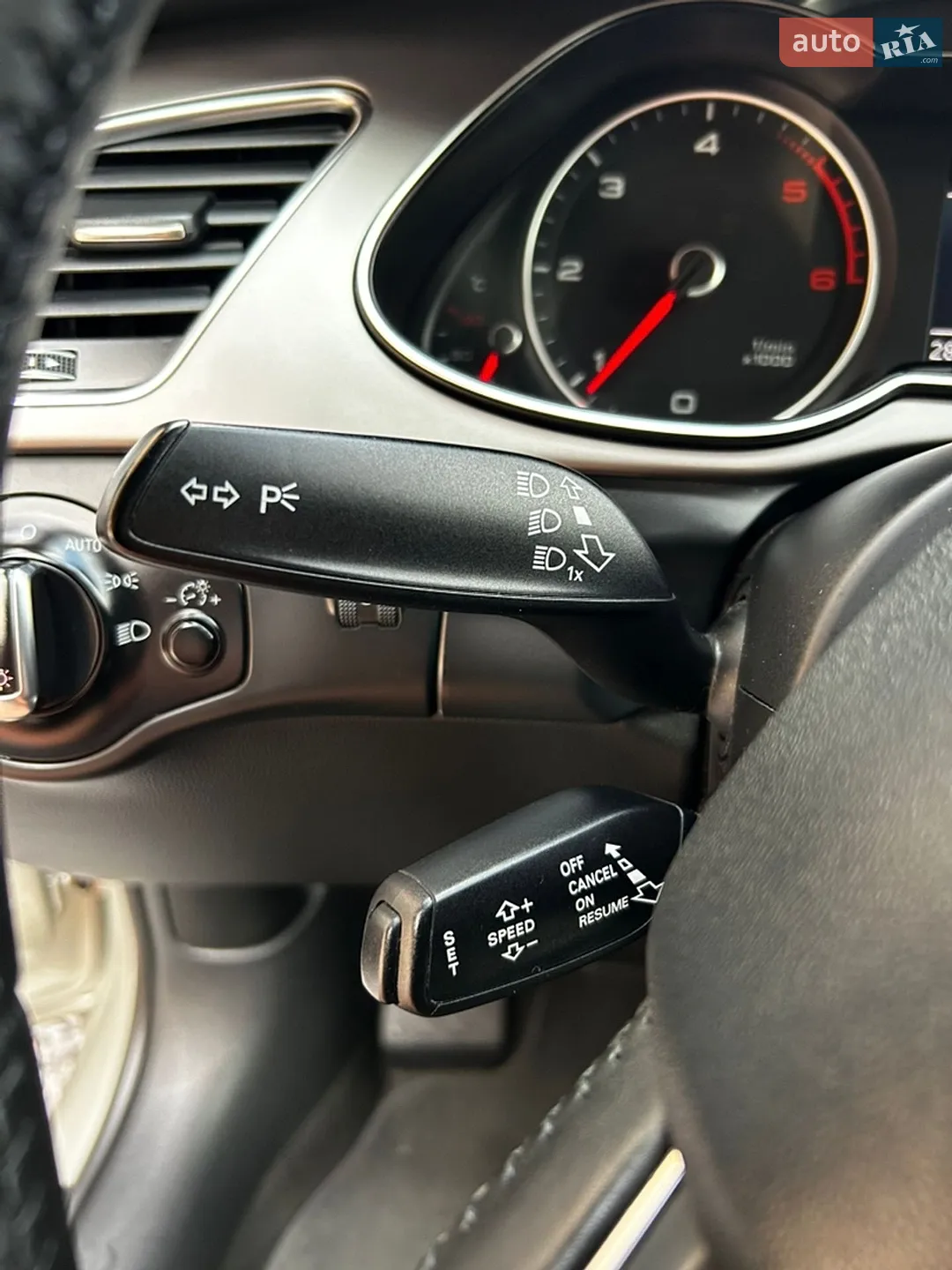 2012 Audi A4 - мініатюра 32