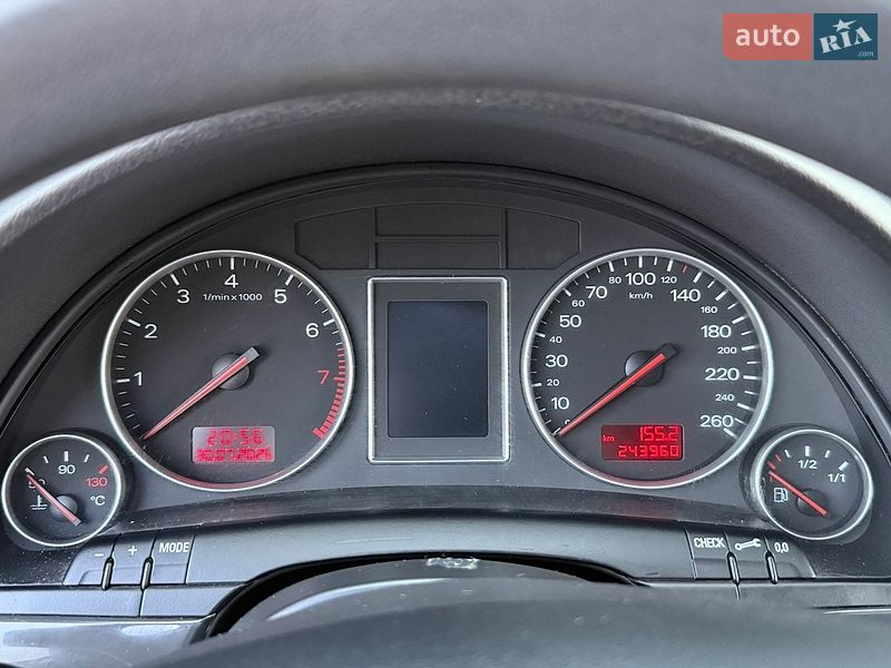 Седан Audi A4 2002 в Сарнах