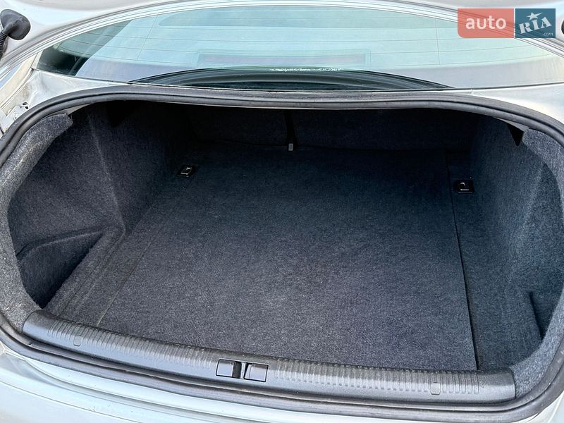 Седан Audi A4 2002 в Сарнах