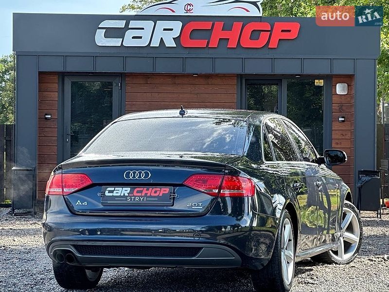 Седан Audi A4 2012 в Стрию