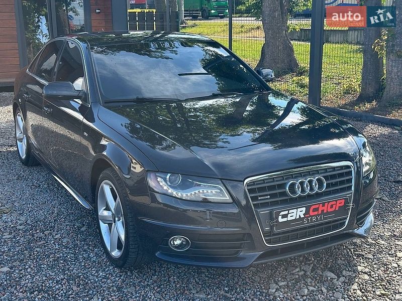 Седан Audi A4 2012 в Стрию