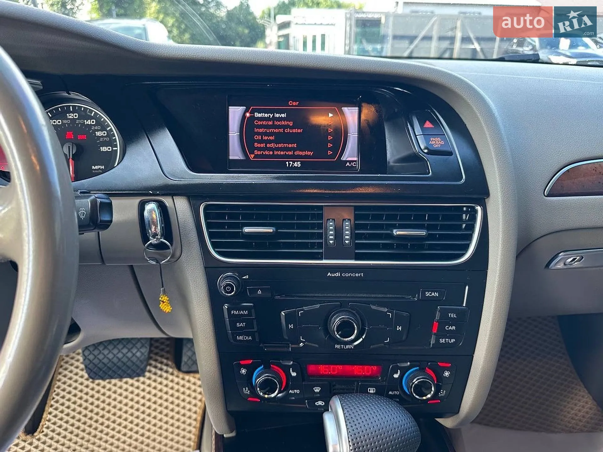 2012 Audi A4 - мініатюра 23