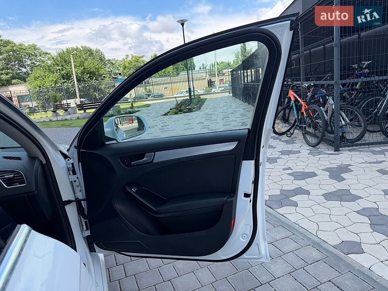 Седан Audi A4 2014 в Одессе