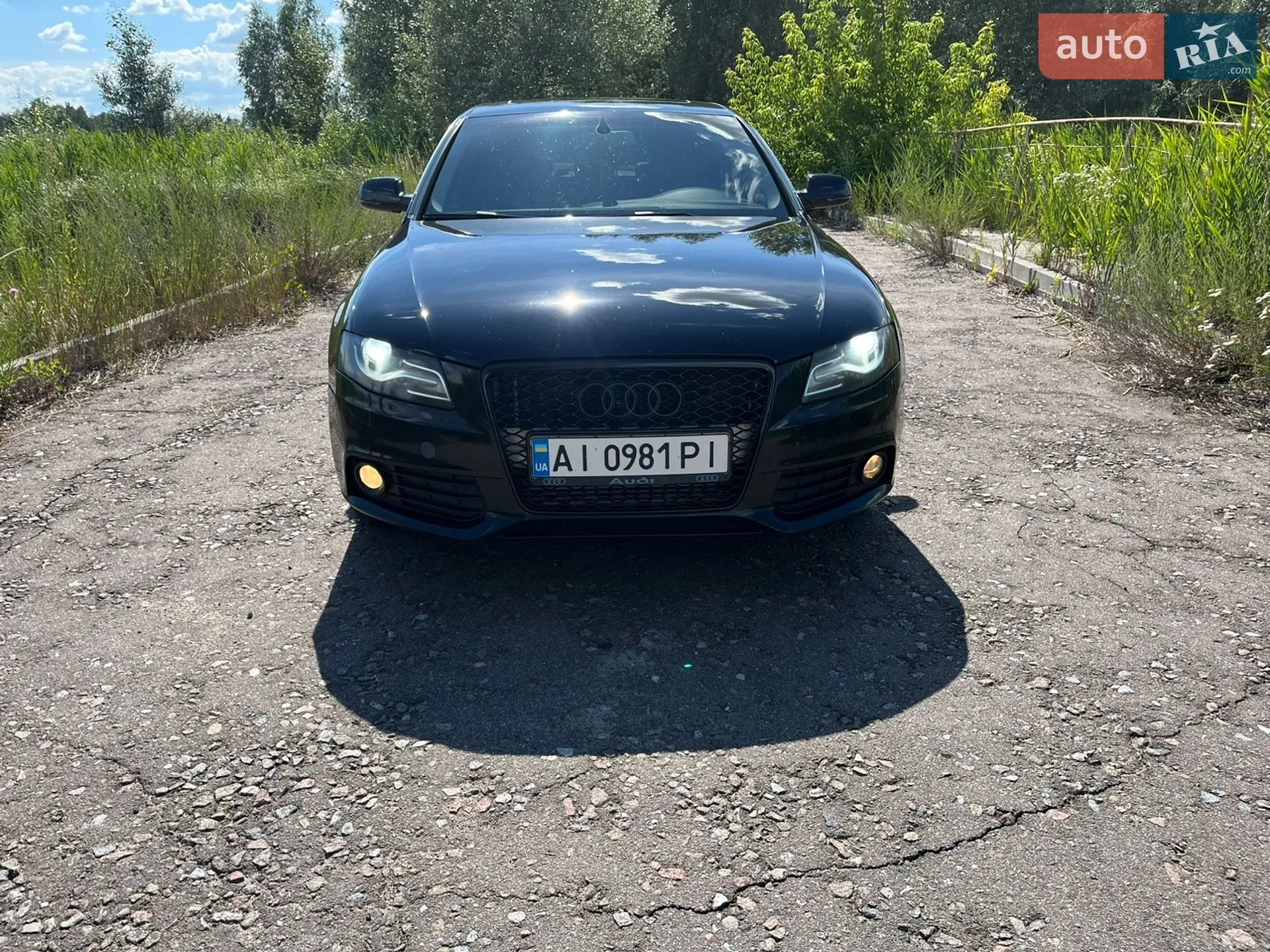 2010 Audi A4 - мініатюра 2