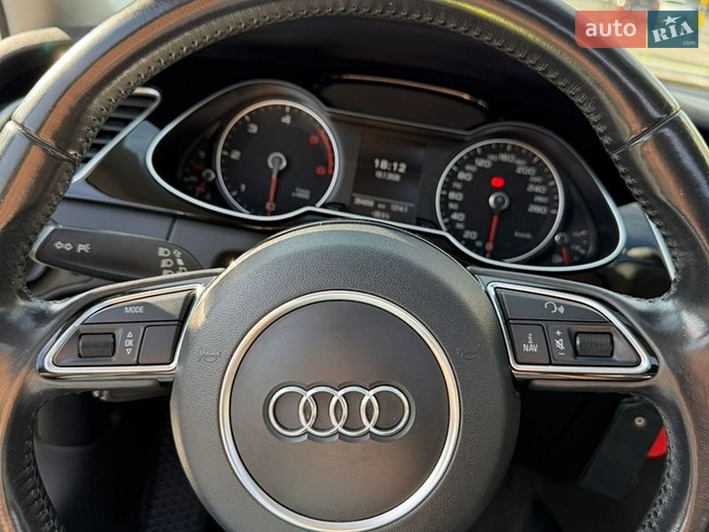 Седан Audi A4 2014 в Києві