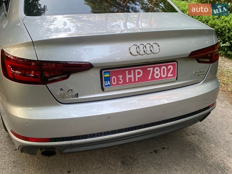 Седан Audi A4 2018 в Дубно