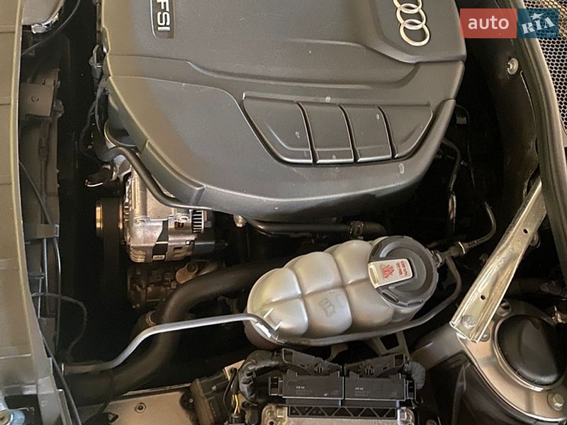 Седан Audi A4 2018 в Дубно