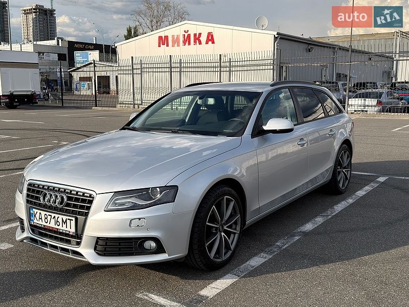 Універсал Audi A4 2011 в Києві