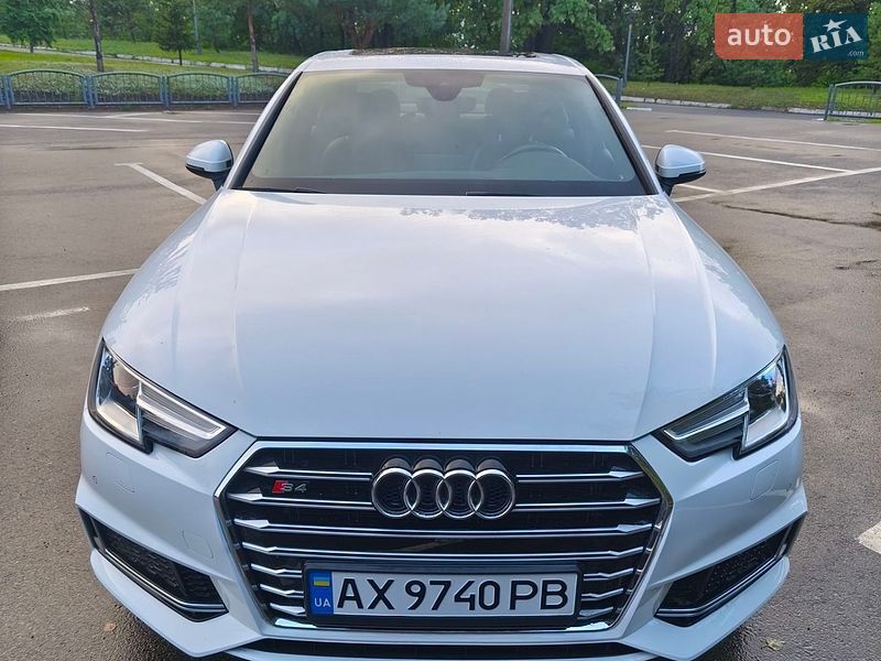 Audi A4 2019 Audi A4 2019