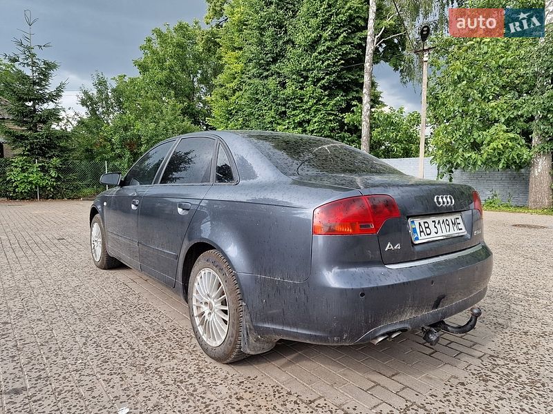 Седан Audi A4 2006 в Хмельнике