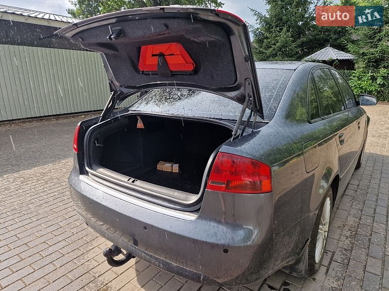 Седан Audi A4 2006 в Хмельнике