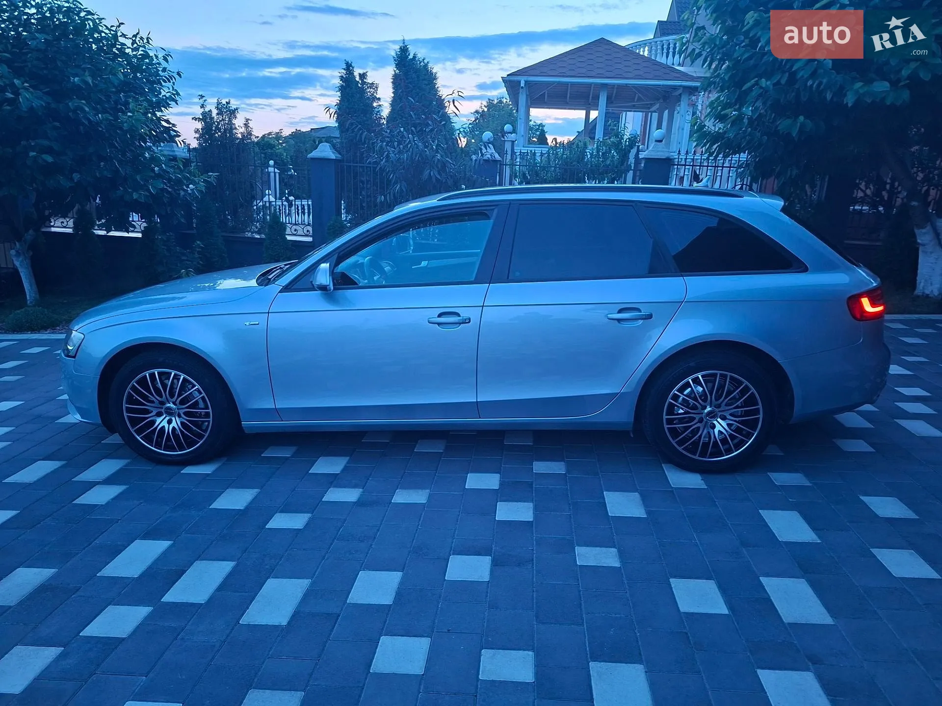 2014 Audi A4 - мініатюра 3