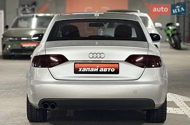 Седан Audi A4 2010 в Киеве