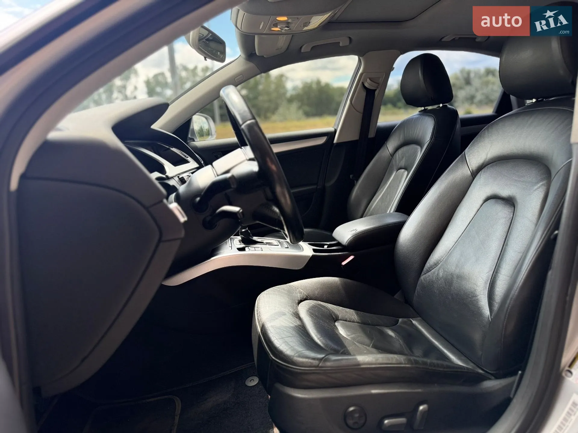 2010 Audi A4 - мініатюра 13
