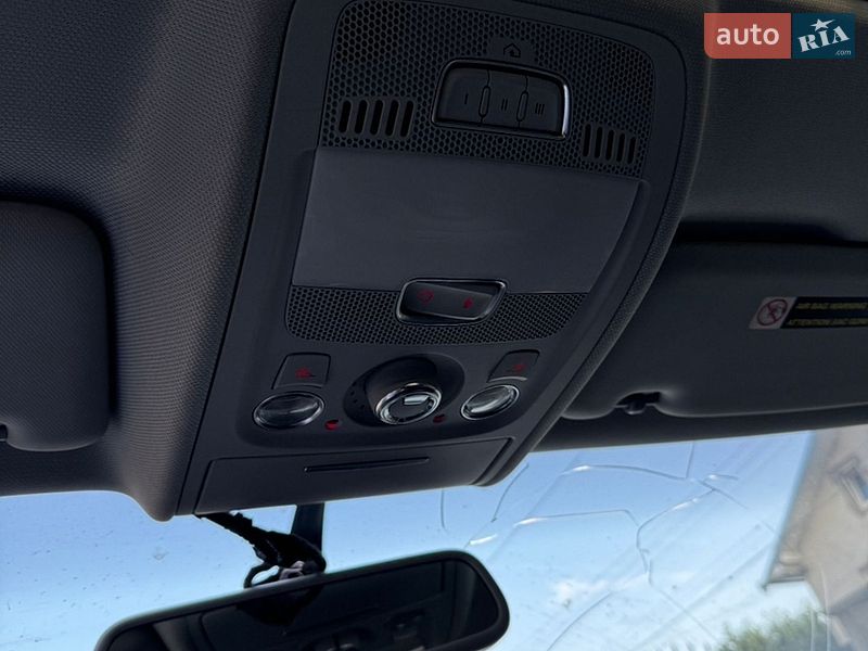 Седан Audi A4 2014 в Івано-Франківську