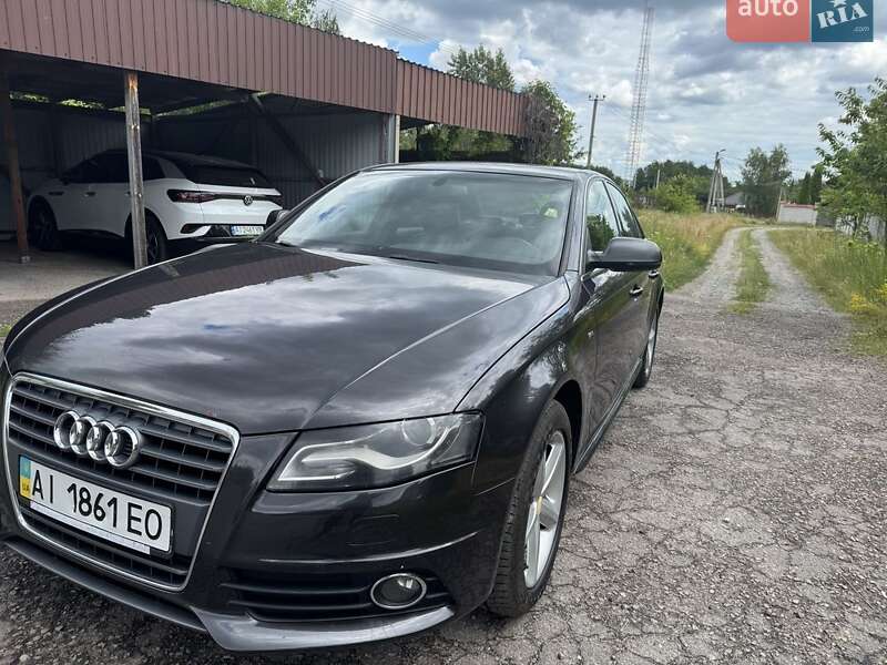 Универсал Audi A4 2011 в Обухове