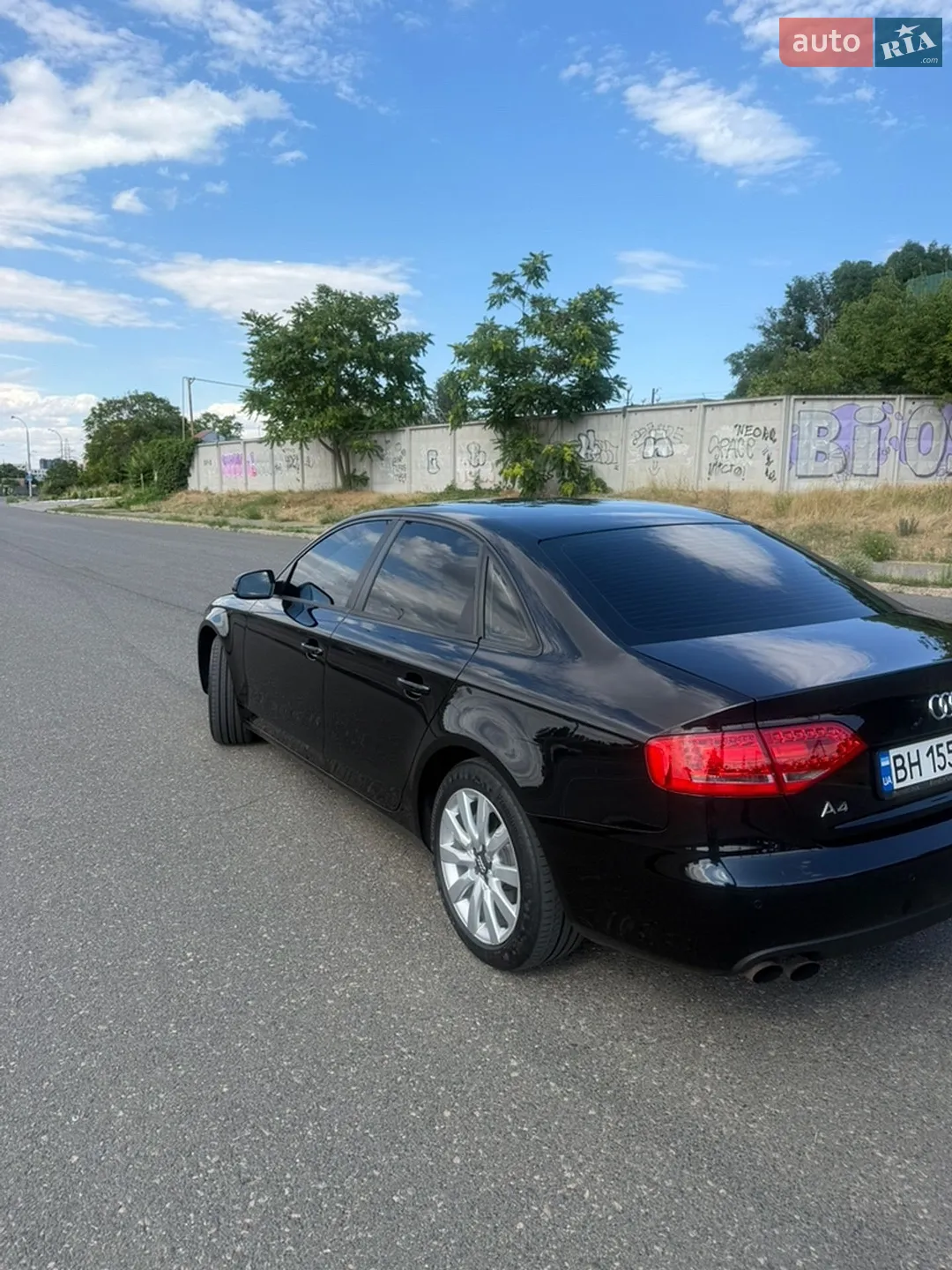 2010 Audi A4 - мініатюра 7