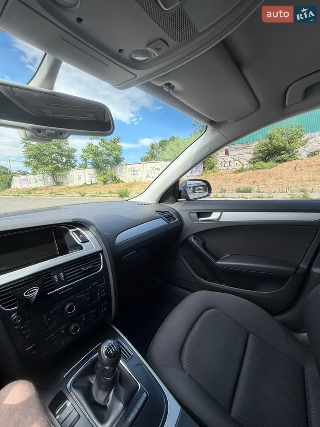 2010 Audi A4 - мініатюра 13