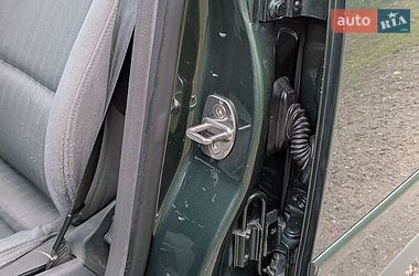 Седан Audi A4 2001 в Обухове