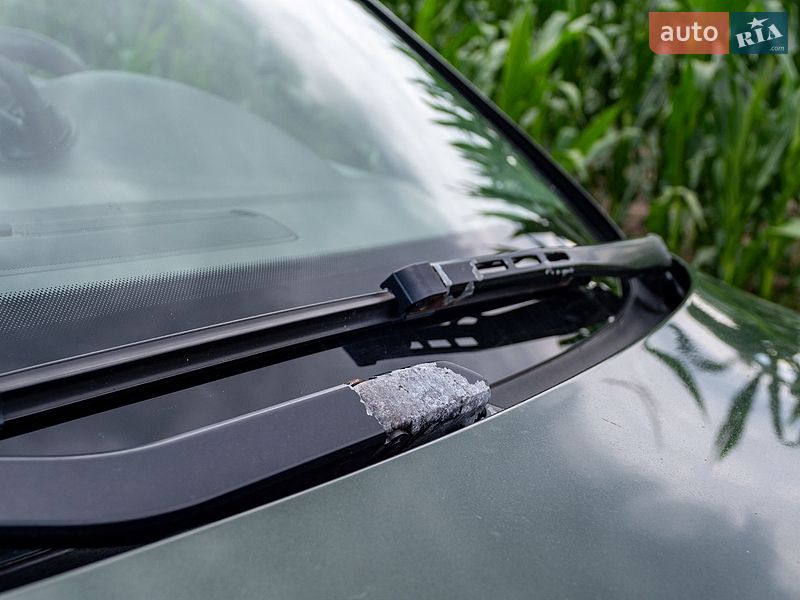 Седан Audi A4 2001 в Обухове