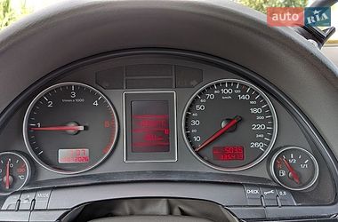 Седан Audi A4 2001 в Обухове