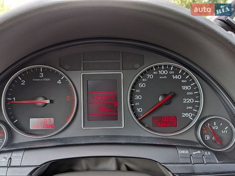 Седан Audi A4 2001 в Обухове