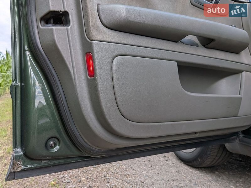 Седан Audi A4 2001 в Обухове