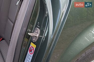 Седан Audi A4 2001 в Обухове