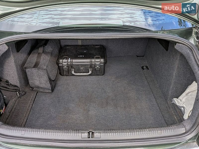 Седан Audi A4 2001 в Обухове