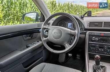 Седан Audi A4 2001 в Обухове