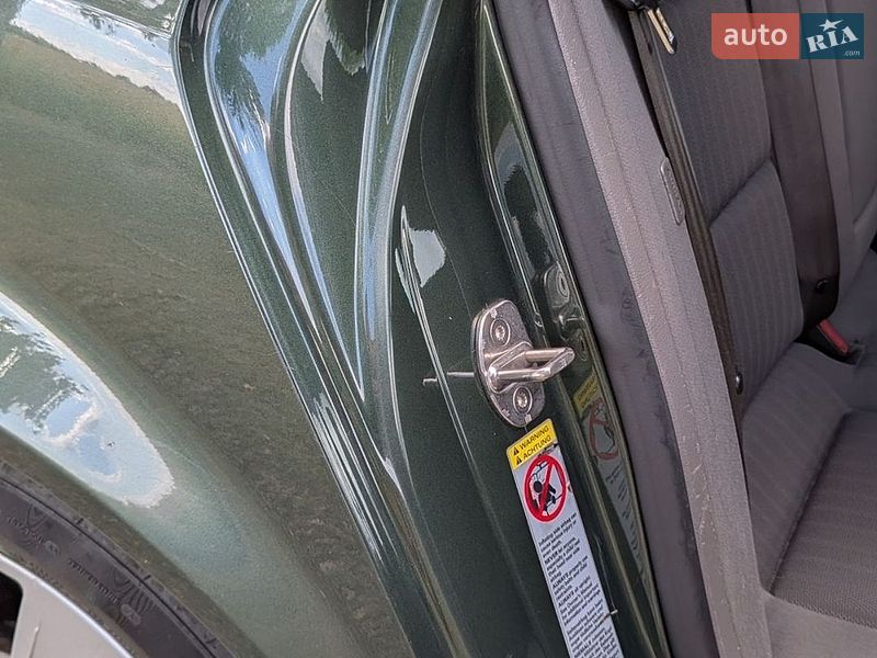 Седан Audi A4 2001 в Обухове