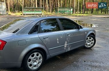 Седан Audi A4 2003 в Вышгороде
