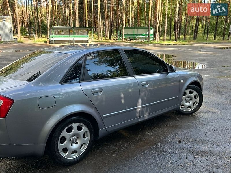 Седан Audi A4 2003 в Вышгороде