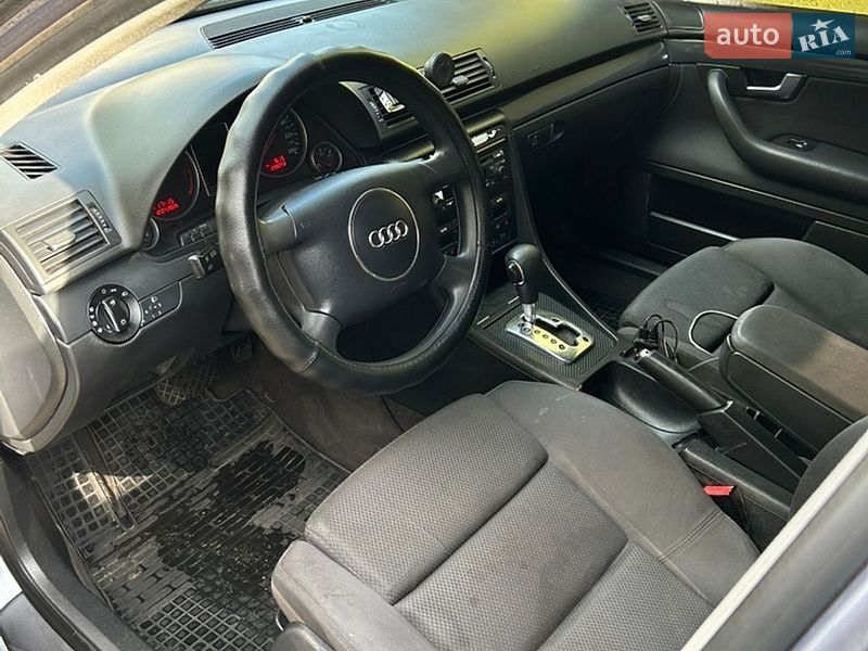 Седан Audi A4 2003 в Вышгороде