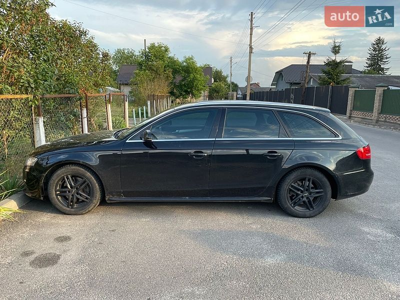 Універсал Audi A4 2010 в Володимирі