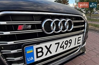 Седан Audi A4 2012 в Рівному