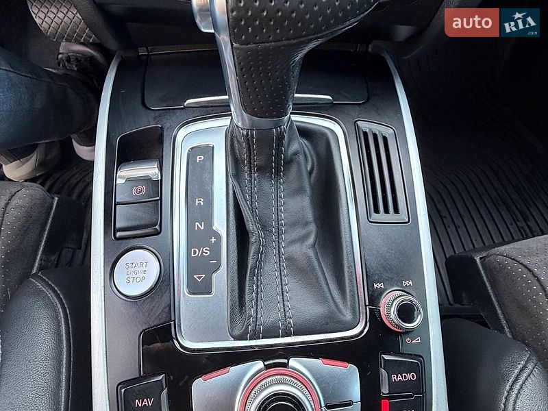 Седан Audi A4 2012 в Рівному
