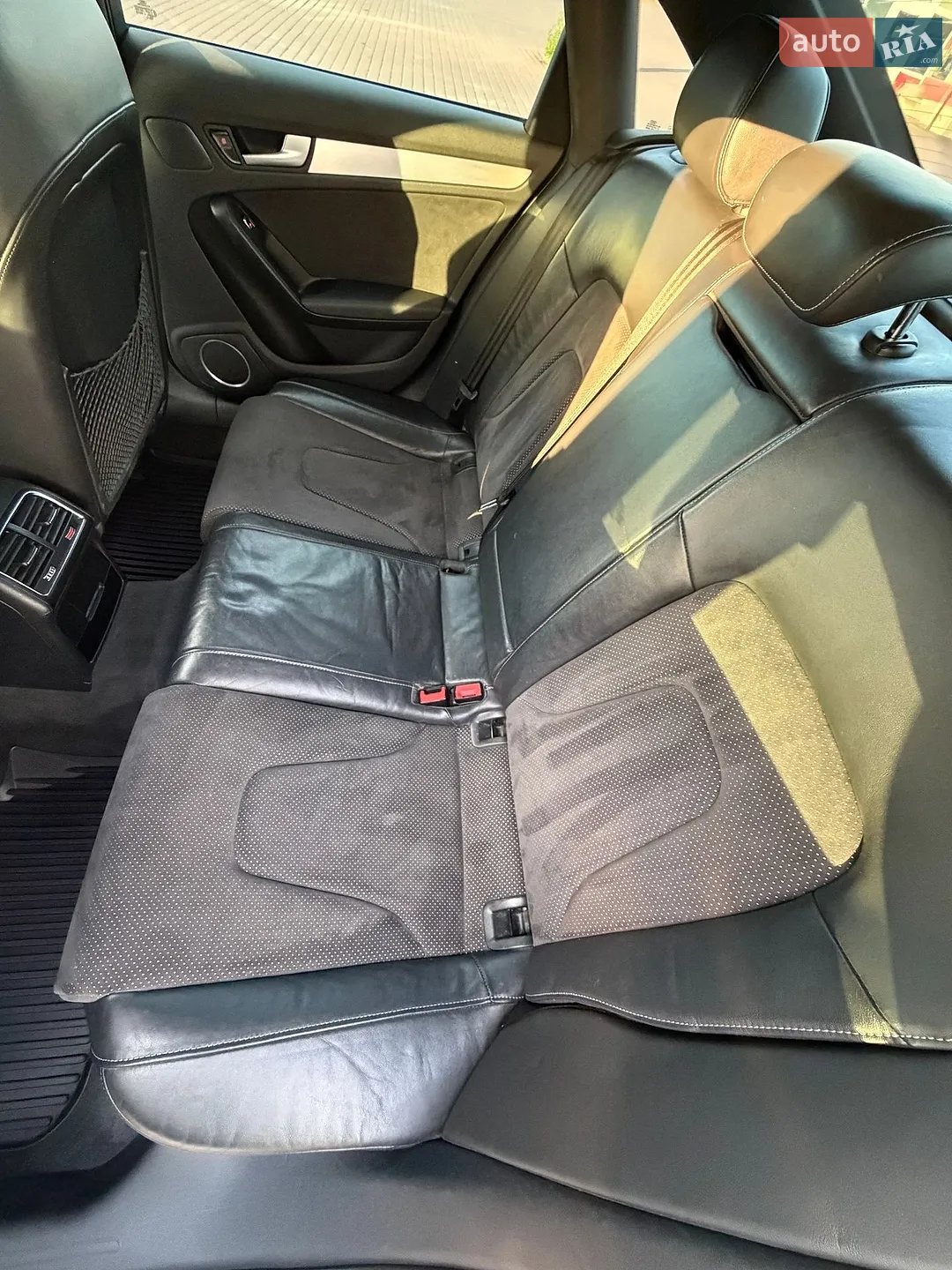 2012 Audi A4 - мініатюра 18
