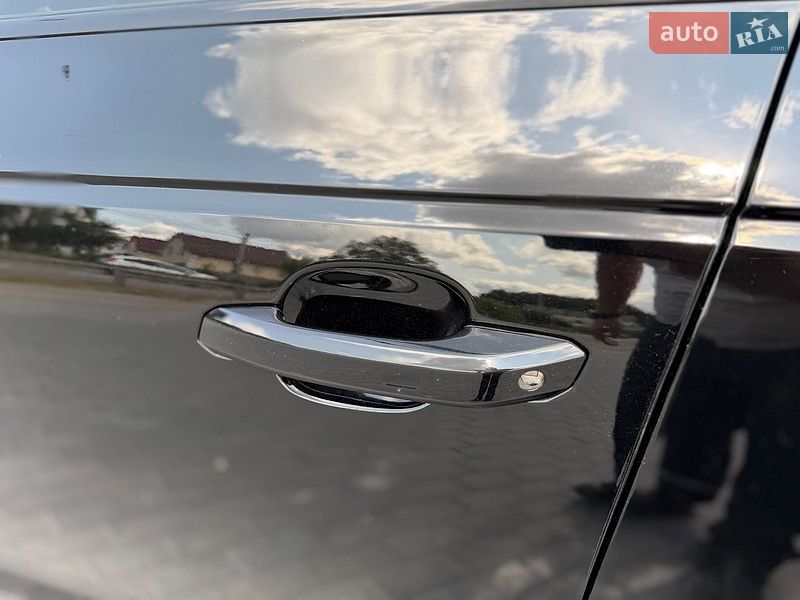 Седан Audi A4 2017 в Виннице