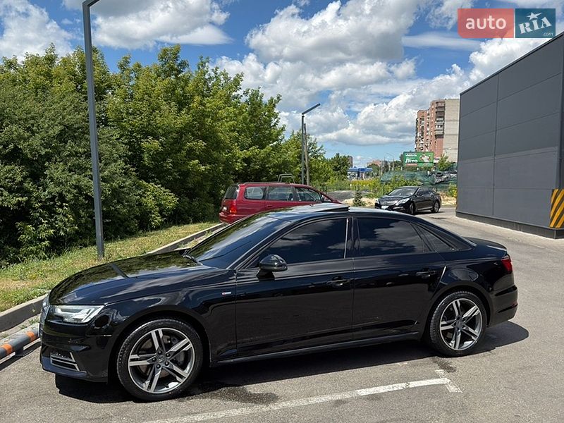 Седан Audi A4 2016 в Харькове