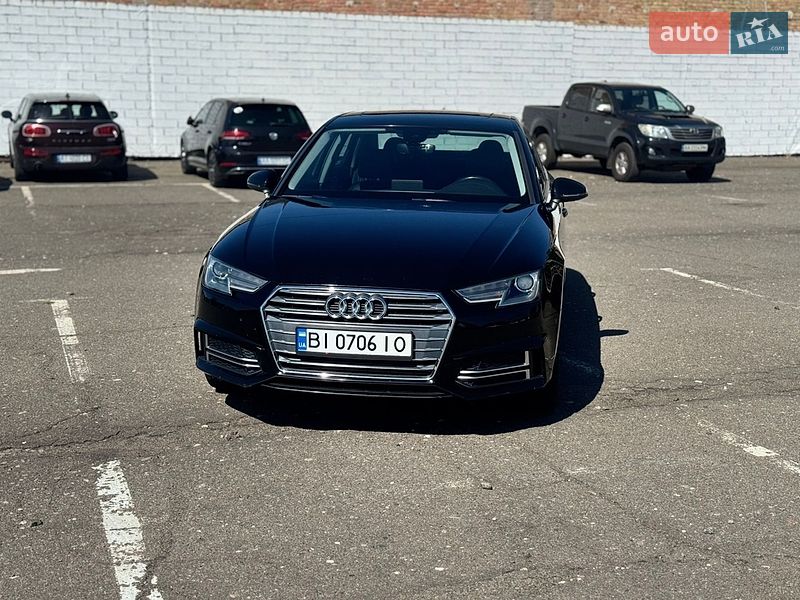 Седан Audi A4 2017 в Киеве