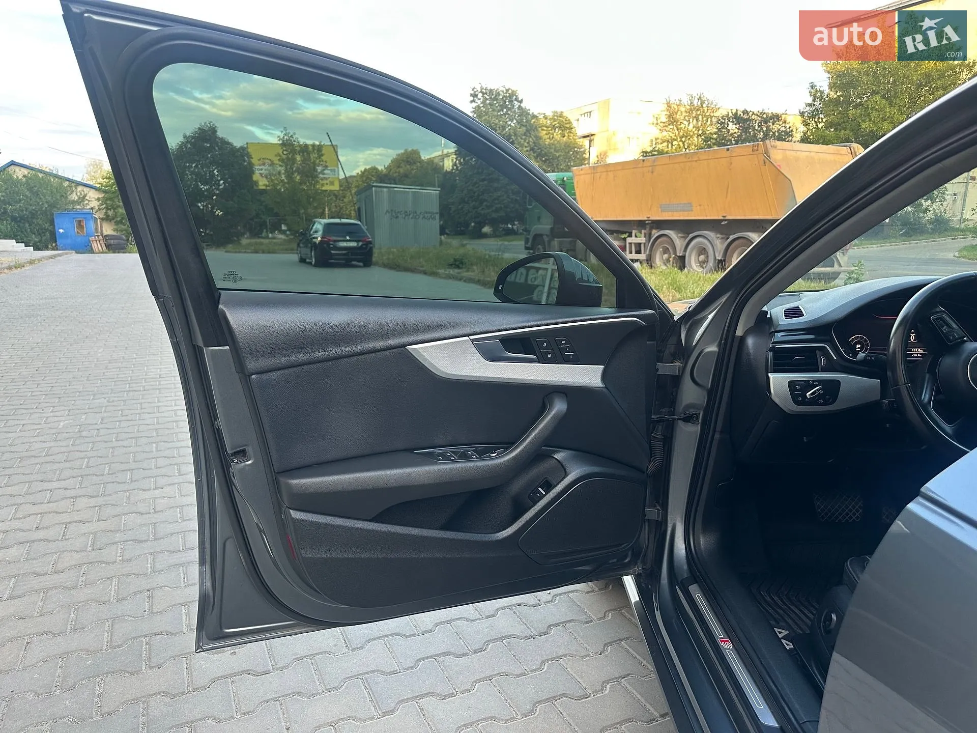 2016 Audi A4 - мініатюра 9