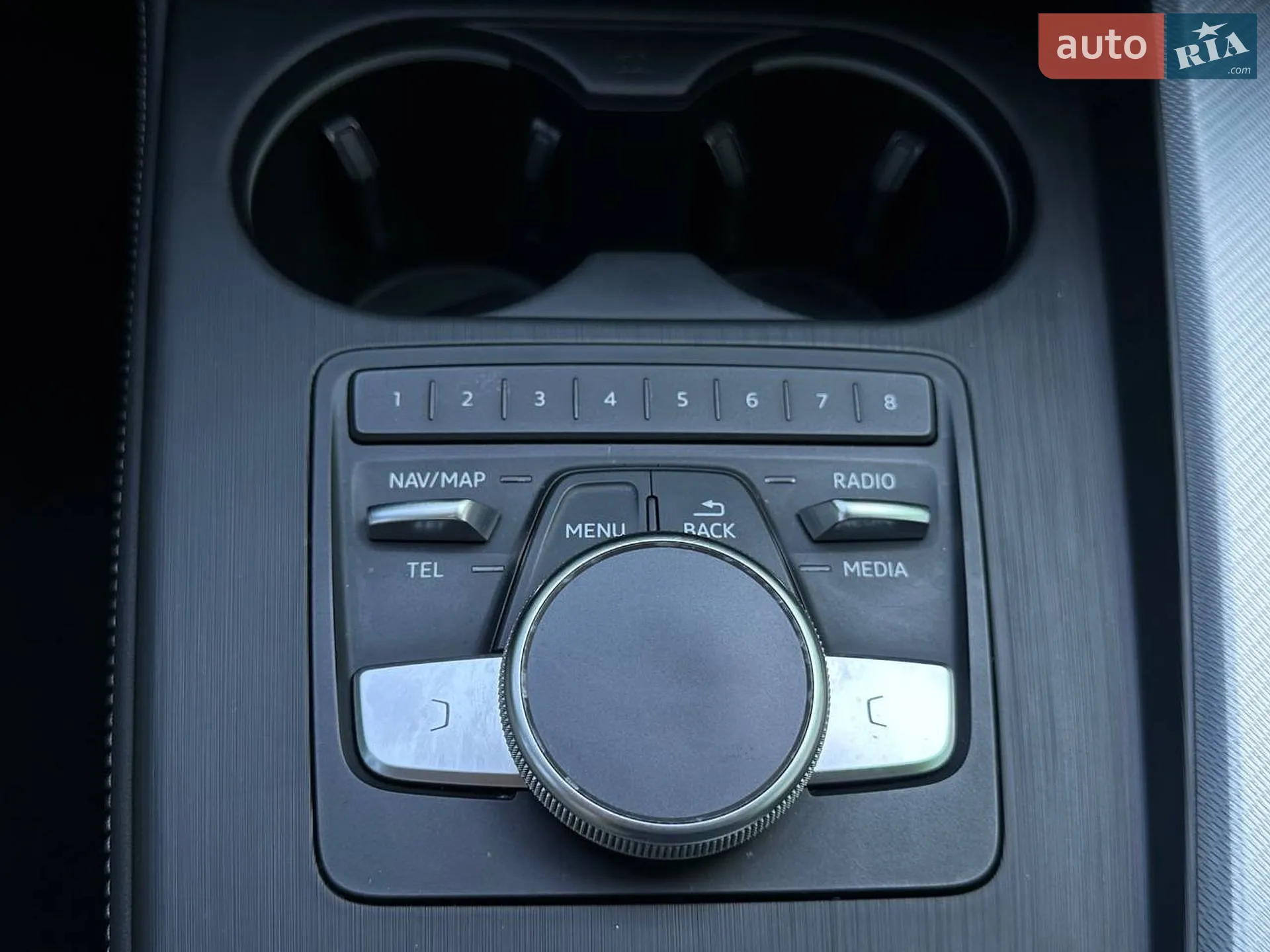 2015 Audi A4 - мініатюра 24
