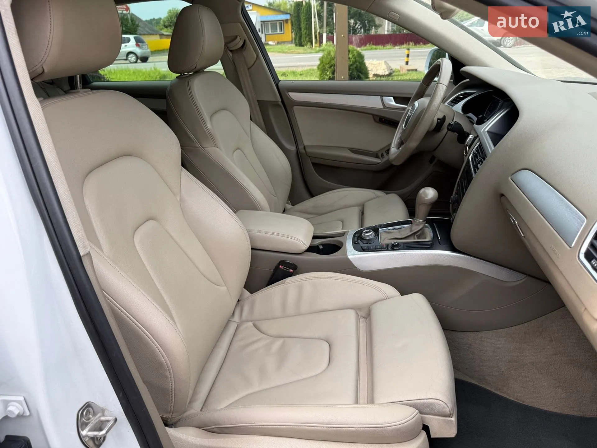 2012 Audi A4 - мініатюра 43