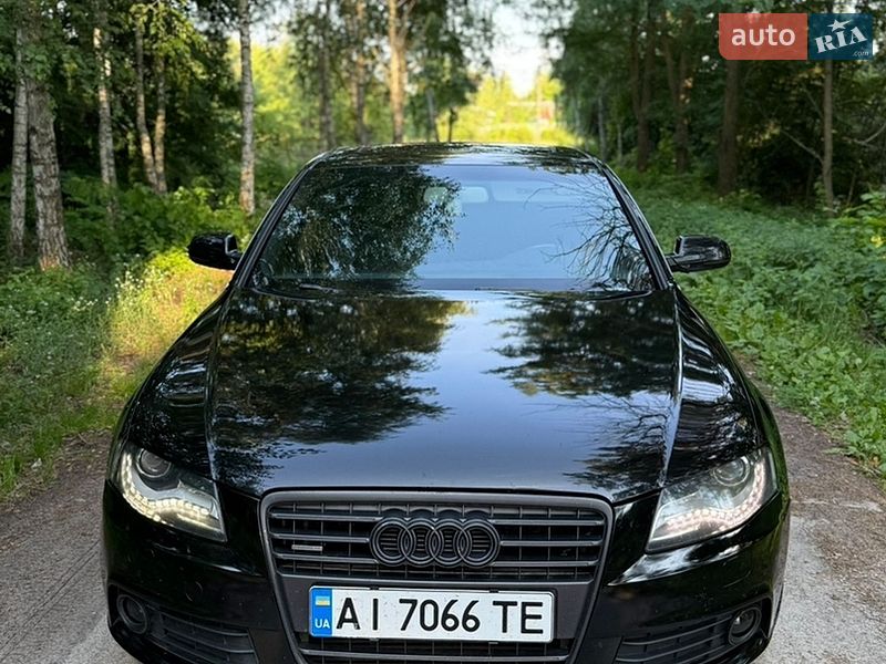 Седан Audi A4 2009 в Бобровиці
