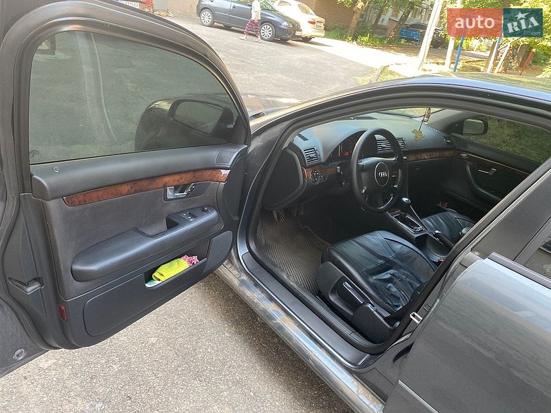 Седан Audi A4 2004 в Кропивницькому