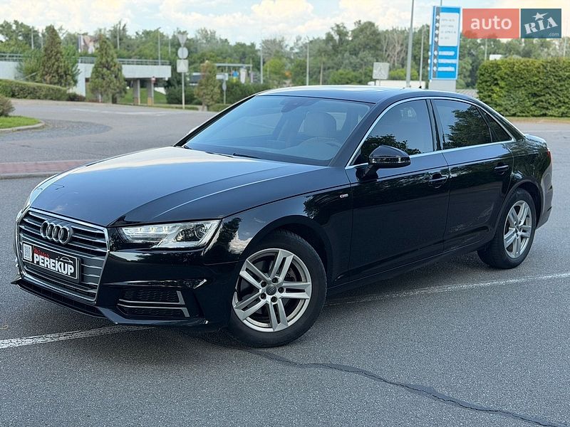 Седан Audi A4 2018 в Киеве