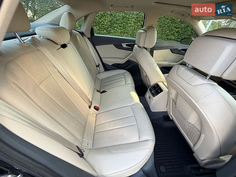 Седан Audi A4 2018 в Киеве
